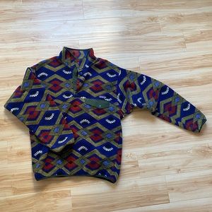 Mens pull-over with snaps
